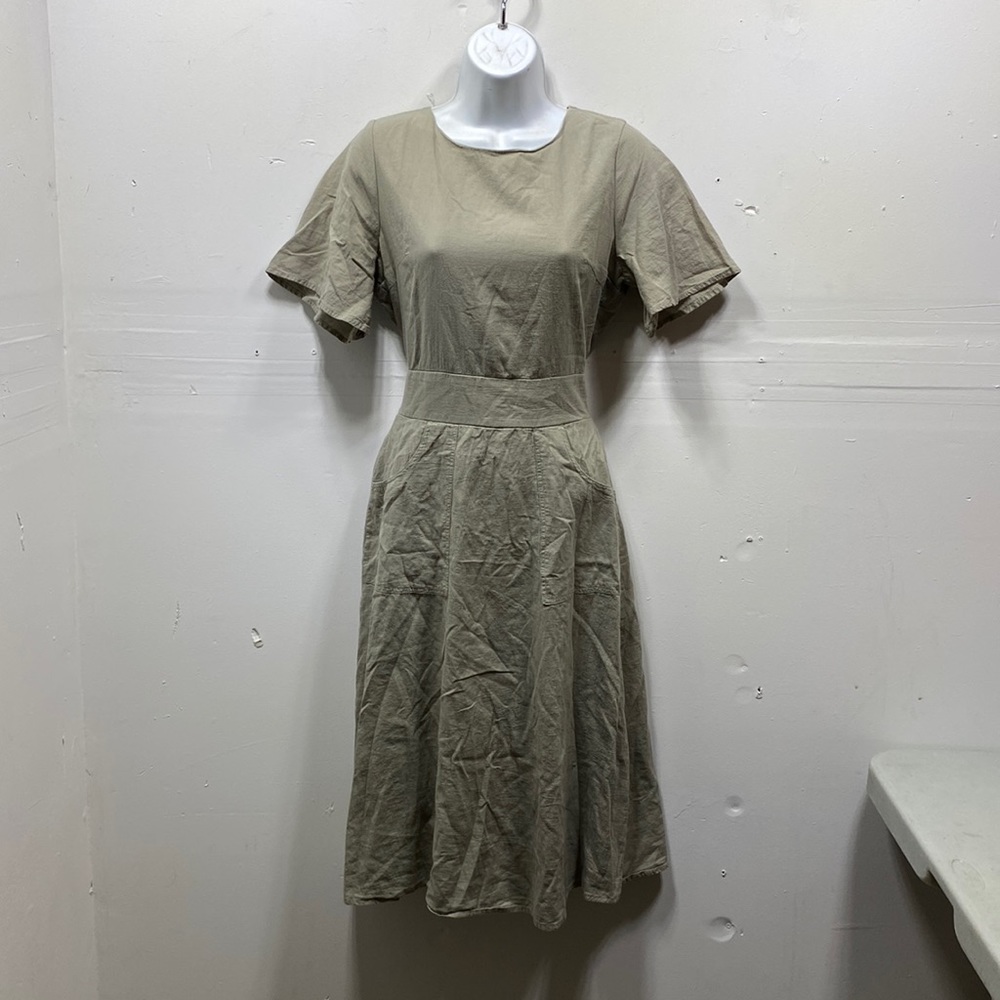Roolee Short Sleeve Midi Dress Small